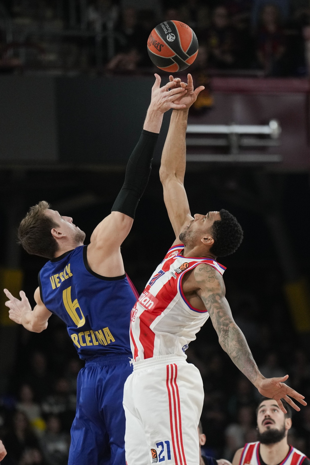 yabo-关于辽宁本钢训练开放日；冲刺阶段回应争议引欢呼；欧篮联在即；赛季目标并未改变的信息-yabo